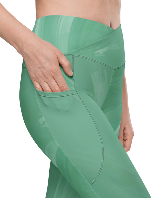 Load image into Gallery viewer, Green Crossover leggings with pockets
